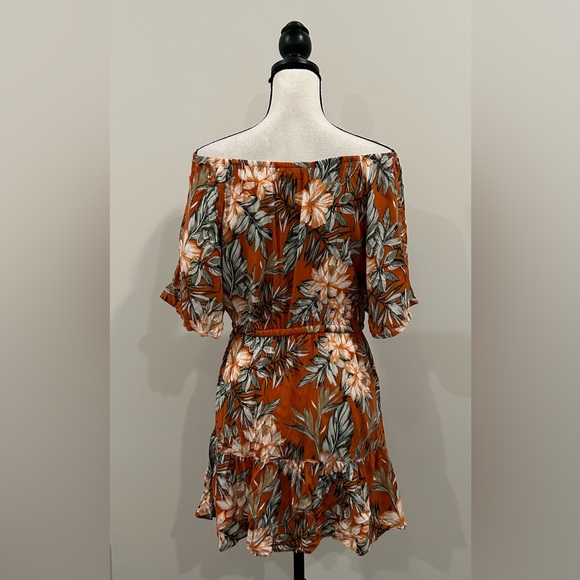 Millenium Tropical Dress - Picture 4 of 4